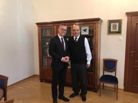 Professor Roberto Romero visits Medical University of Warsaw 